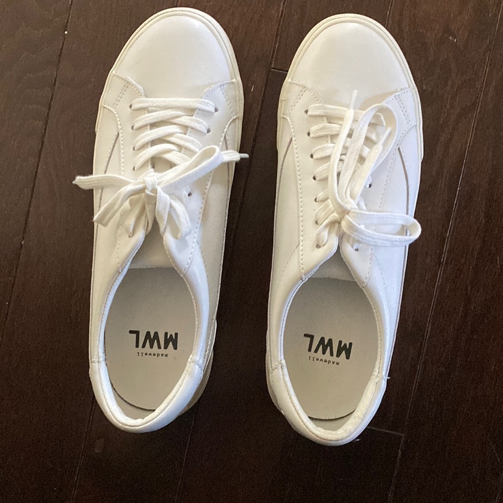 Madewell Sidewalk Low Top women’s white leather sneakers